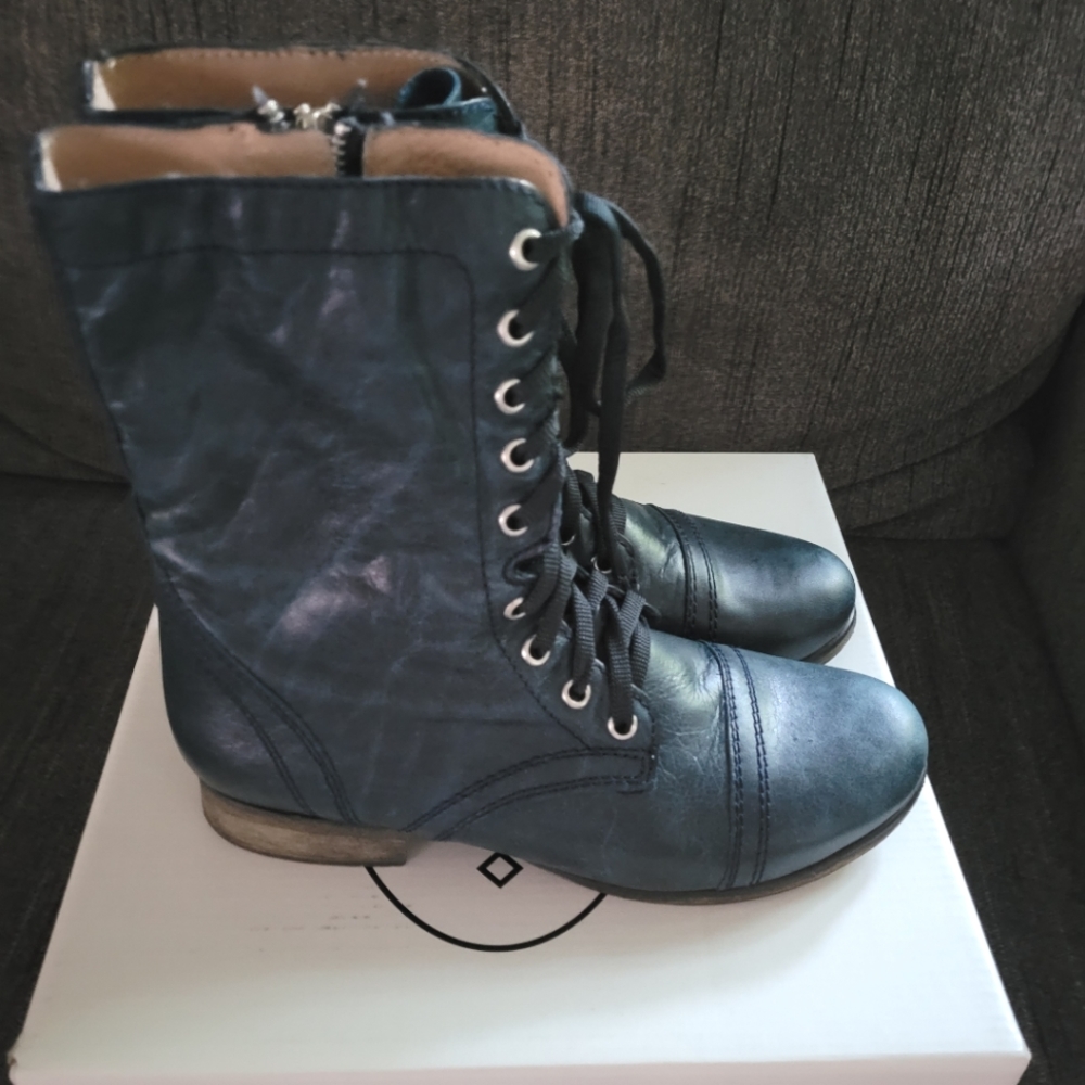 Steve Madden Troopa Boots Denim Genuine Leather Size 7.5